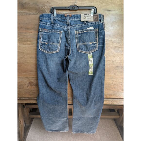Ariat M-Series M5 Jeans Mens 38x32 Blue Denim Straight Leg Medium Wash 10014010 - Picture 2 of 4